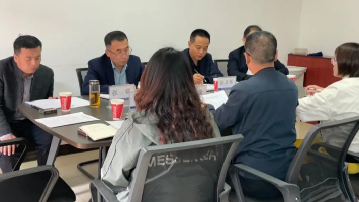 黨委書記、董事長(zhǎng)劉亞雄一行調(diào)研蘭峰公司
